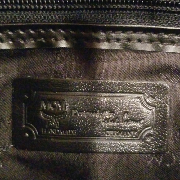 Vintage MCM Black Duffle Bag - Picture 6 of 8